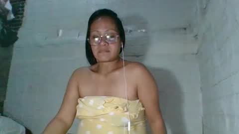 Snapshot of gwenn24 chatting on March 8, 2026, 7:45 am gwenn24 online show from March 8, 2026, 7:45 am