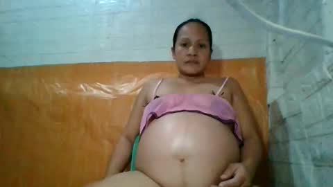 gwenn24 online show from June 11, 2026, 1:38 am