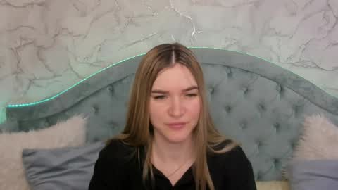 gwensmitt online show from May 31, 2026, 10:55 pm