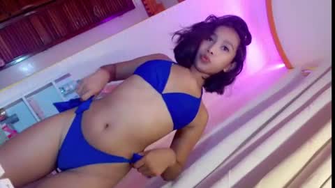 Snapshot of gwyneth_licious chatting on June 17, 2026, 11:56 am gwyneth_licious online show from June 17, 2026, 11:56 am