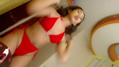 Snapshot of gwyneth_licious chatting on July 8, 2026, 1:04 pm gwyneth_licious online show from July 8, 2026, 1:04 pm