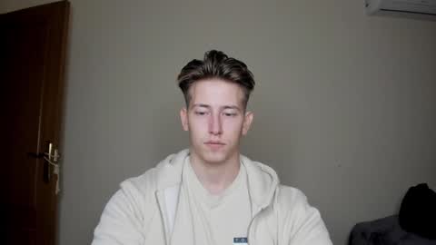 Snapshot of gym_alpha chatting on December 22, 2024, 8:25 pm Oliver online show from December 22, 2024, 8:25 pm