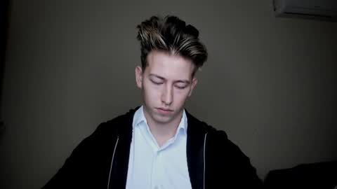 Snapshot of gym_alpha chatting on December 28, 2024, 6:06 am Oliver online show from December 28, 2024, 6:06 am