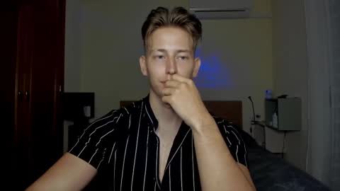 Snapshot of gym_alpha chatting on February 16, 2025, 7:49 pm Oliver online show from February 16, 2025, 7:49 pm