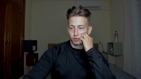 Snapshot of gym_alpha chatting on February 28, 2025, 9:12 pm Oliver online show from February 28, 2025, 9:12 pm