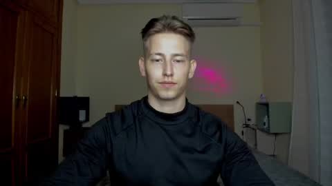 Snapshot of gym_alpha chatting on March 1, 2025, 12:17 am Oliver online show from March 1, 2025, 12:17 am