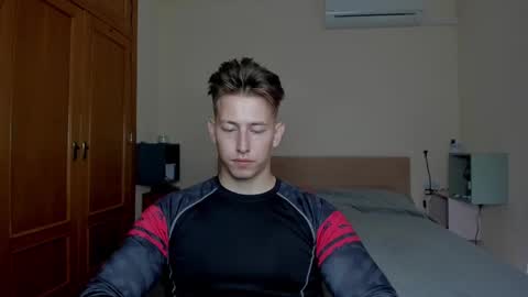 Snapshot of gym_alpha chatting on March 6, 2025, 4:17 pm Oliver online show from March 6, 2025, 4:17 pm