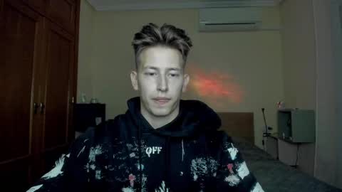 Snapshot of gym_alpha chatting on March 9, 2025, 7:59 pm Oliver online show from March 9, 2025, 7:59 pm