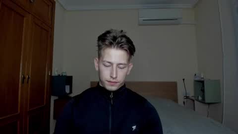 Snapshot of gym_alpha chatting on March 12, 2025, 7:59 pm Oliver online show from March 12, 2025, 7:59 pm