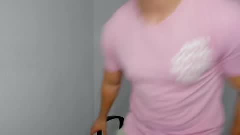 Snapshot of gym_alpha chatting on September 30, 2025, 1:16 pm Oliver online show from September 30, 2025, 1:16 pm