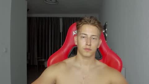 Snapshot of gym_alpha chatting on October 20, 2025, 11:38 pm Oliver online show from October 20, 2025, 11:38 pm