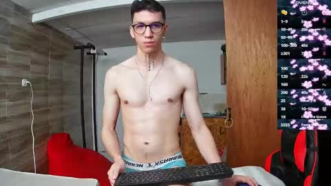 Snapshot of gyo_____ chatting on September 23, 2025, 12:19 pm gyo online show from September 23, 2025, 12:19 pm