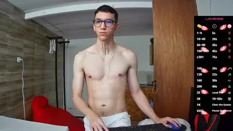 Snapshot of gyo_____ chatting on October 2, 2025, 12:23 pm gyo online show from October 2, 2025, 12:23 pm