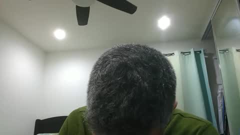 h0nest84 online show from February 26, 2025, 6:04 am