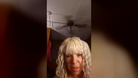 h0tme55 online show from July 19, 2026, 3:10 am