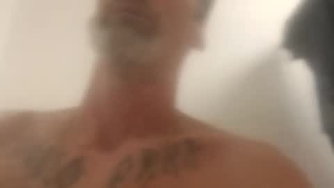 Snapshot of h333th3nz chatting on March 1, 2026, 10:50 am h333th3nz online show from March 1, 2026, 10:50 am