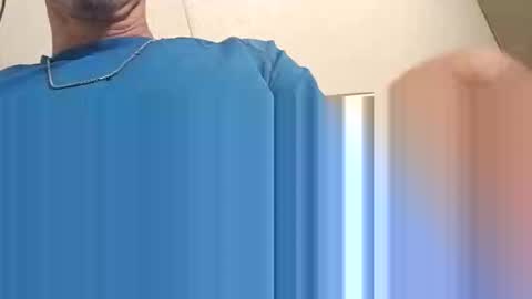 Snapshot of h333th3nz chatting on March 2, 2026, 6:25 am h333th3nz online show from March 2, 2026, 6:25 am