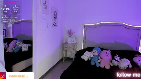 Snapshot of h3llokitty_ chatting on June 5, 2026, 12:00 pm Hello Kitty online show from June 5, 2026, 12:00 pm