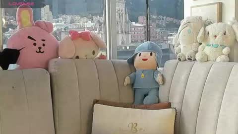 Snapshot of h3llokitty_ chatting on June 13, 2026, 12:03 pm Hello Kitty online show from June 13, 2026, 12:03 pm