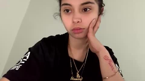 Snapshot of h3nnynlace chatting on March 10, 2026, 5:51 pm h3nnynlace online show from March 10, 2026, 5:51 pm