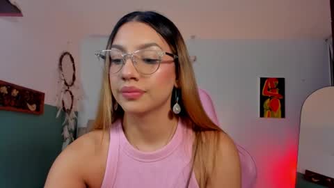 Paulina  online show from April 19, 2026, 1:16 am