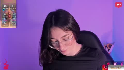 Snapshot of haanna_thompsoon chatting on February 24, 2025, 11:41 pm haanna_thompsoon online show from February 24, 2025, 11:41 pm