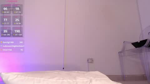 Snapshot of hade_rosse chatting on June 6, 2026, 12:10 pm HADE ROSSE online show from June 6, 2026, 12:10 pm