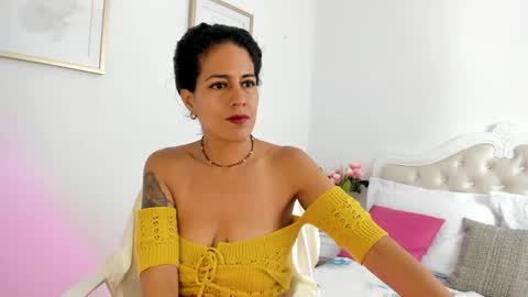 Snapshot of hadeom_ chatting on November 7, 2025, 1:11 pm Hadeom online show from November 7, 2025, 1:11 pm