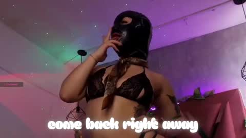 Snapshot of haelycute chatting on October 26, 2025, 11:05 am Haely online show from October 26, 2025, 11:05 am