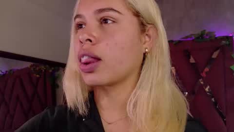 Haely online show from January 13, 2026, 11:48 am