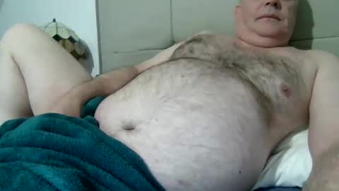 Snapshot of haggisstop chatting on November 9, 2025, 11:03 pm haggisstop online show from November 9, 2025, 11:03 pm