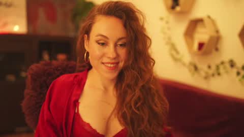 Snapshot of hahayessihaveone chatting on December 17, 2024, 10:43 pm hahayessihaveone online show from December 17, 2024, 10:43 pm