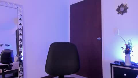 Snapshot of haiileymiller chatting on September 13, 2025, 6:51 pm Kendal online show from September 13, 2025, 6:51 pm