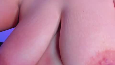 Stacy  online show from February 28, 2025, 1:14 pm