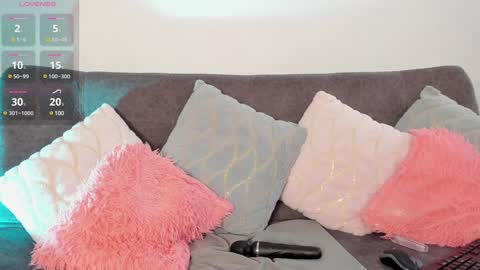 Snapshot of haileebeer_ chatting on January 21, 2025, 6:45 pm Hailee online show from January 21, 2025, 6:45 pm