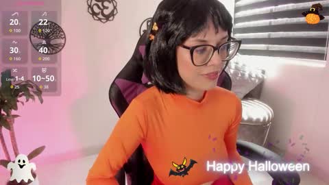 Snapshot of haileebeer_ chatting on October 31, 2025, 3:46 pm Hailee online show from October 31, 2025, 3:46 pm