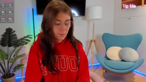 Snapshot of hailey__green chatting on May 25, 2026, 9:21 pm Hailey Green online show from May 25, 2026, 9:21 pm