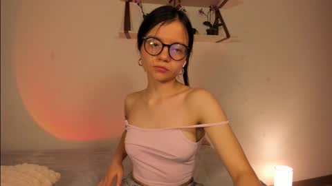 Hailey online show from December 3, 2024, 7:21 am