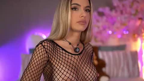 Hailey online show from July 15, 2026, 7:02 am