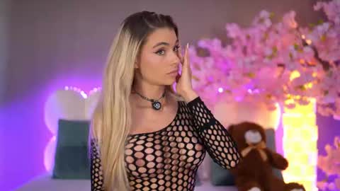 Hailey online show from July 18, 2026, 7:45 am