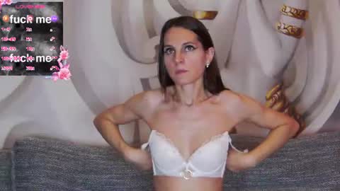 Snapshot of hailey_peach chatting on July 23, 2026, 5:11 pm HaileyPeach online show from July 23, 2026, 5:11 pm