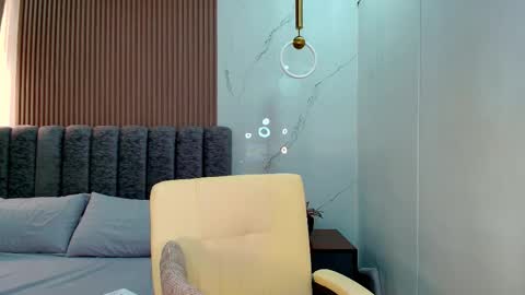 Snapshot of hailey_peach2 chatting on November 26, 2025, 1:28 am Hailey online show from November 26, 2025, 1:28 am