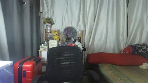 Snapshot of hailey_sweetcum77 chatting on September 28, 2025, 10:31 am hailey_sweetcum77 online show from September 28, 2025, 10:31 am