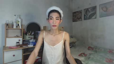 hailey_sweetcum77 online show from January 14, 2026, 2:12 pm