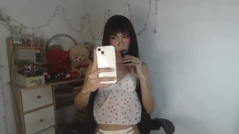 hailey_sweetcum77 online show from April 13, 2026, 12:10 pm
