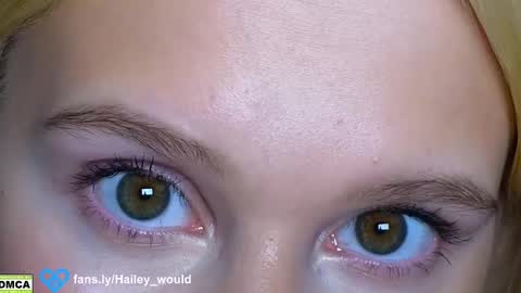 Snapshot of hailey_would chatting on February 21, 2025, 9:00 pm hailey_would online show from February 21, 2025, 9:00 pm