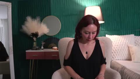Snapshot of haileymoon85 chatting on July 22, 2026, 3:31 am Hailey online show from July 22, 2026, 3:31 am