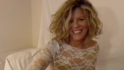 Hailey online show from January 14, 2025, 2:50 am