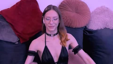 Snapshot of haileysinclair chatting on March 8, 2026, 12:08 am Carla online show from March 8, 2026, 12:08 am