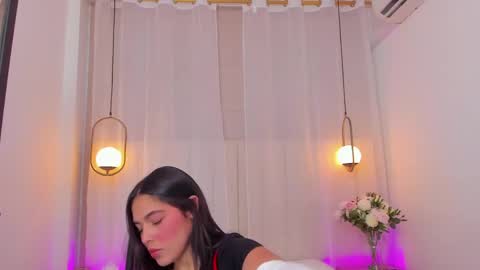 Haily online show from April 23, 2026, 9:06 pm